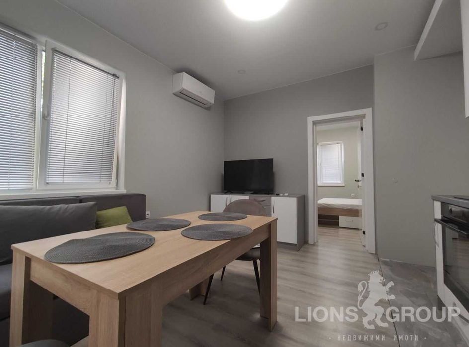 Дава се под наем Двустаен апартамент в Варна, Цветен квартал - 55 кв.м за 460 € - Снимка #2