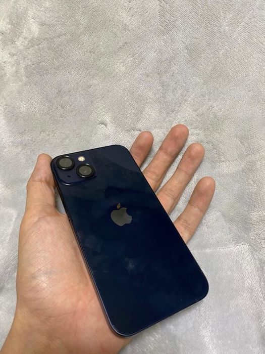 Продам Iphone 13 с гарантией