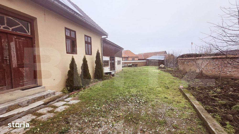 Casa individuala cu doua camere,60 mp utili, 500 mp teren, Carpinis