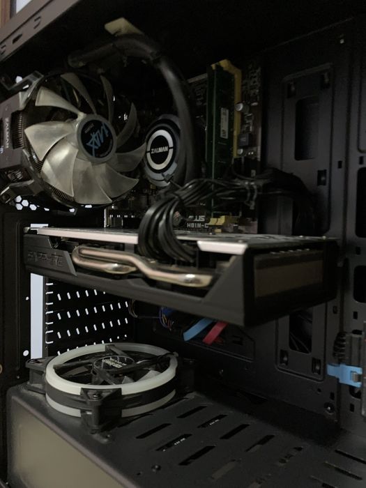 Геймърски компютър i7-4770 / RX 580 8GB / 480GB SSD / Gold PSU+Монитор