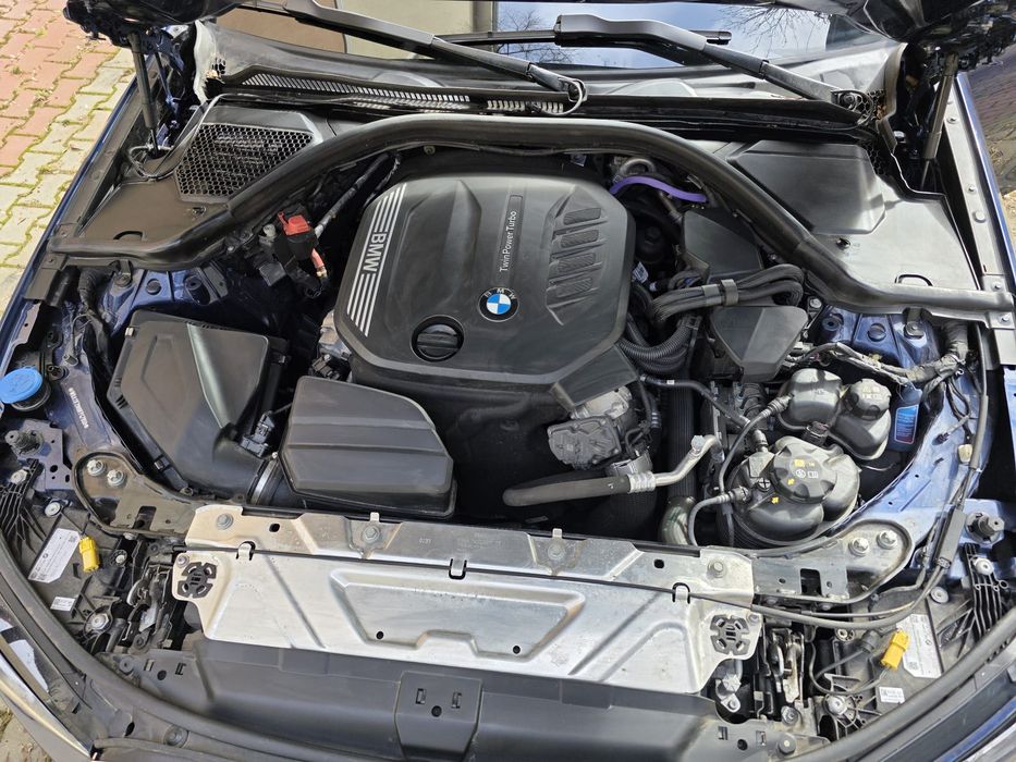 BMW 318d 2023 150cp
