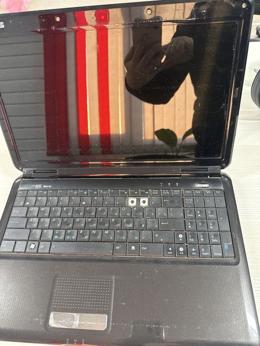 Ноутбук в рабочем состоянии