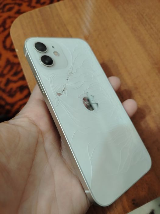 Айфон 12  64 гб рабочий