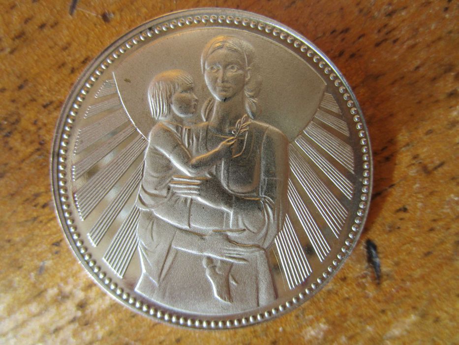 Монети, колекция - ЧЕТИ ОПИСАНИЕТО