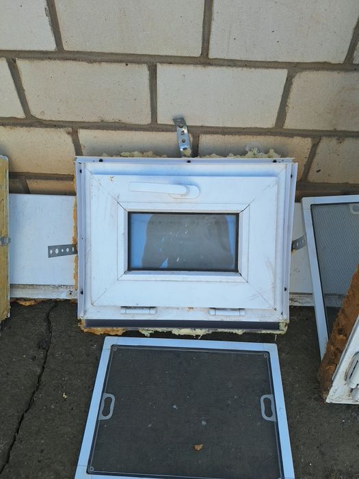 Продам форточки б/у