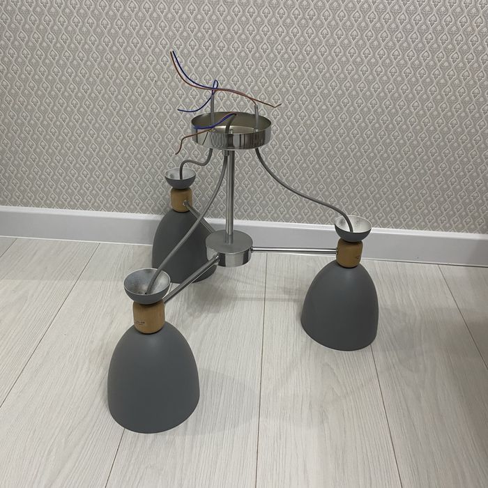 Продам люстру отличном состоянии