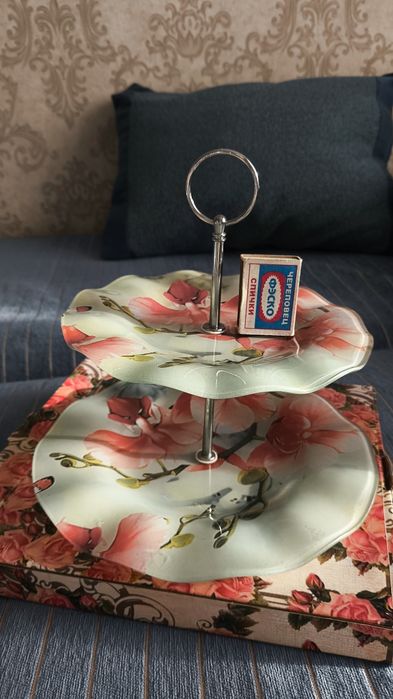 Конфетница двухуровневая