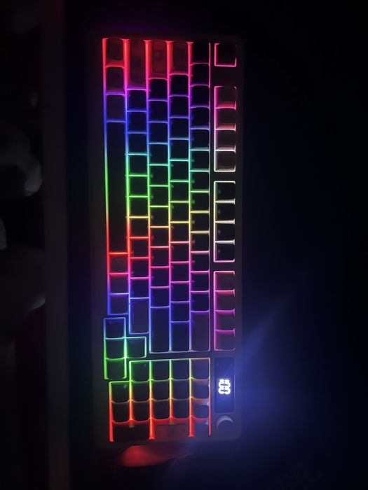 Офисный мощный компютер, в подарок игровая без проводная клавиатура и