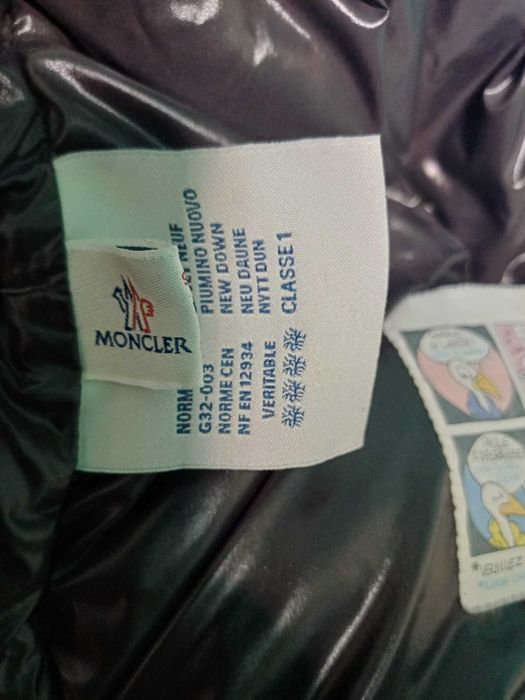 Geacă Moncler 100 % originlă