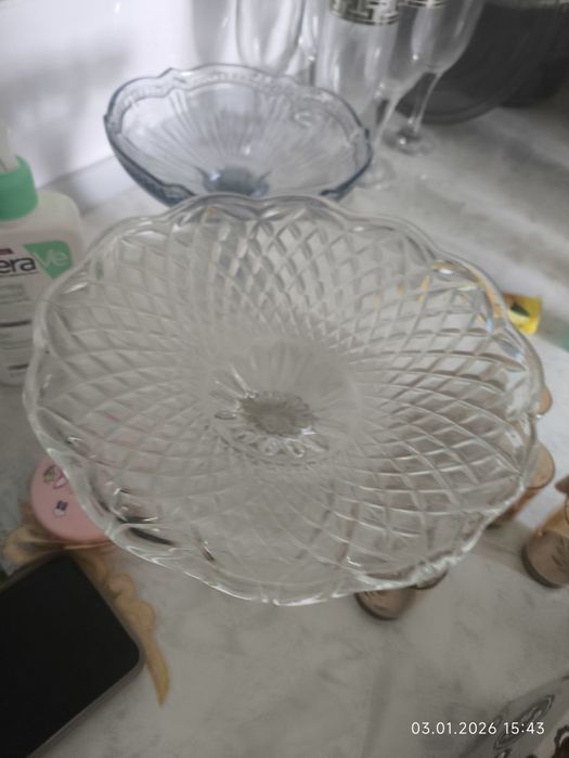 Бокалы ,стаканы,фруктовница