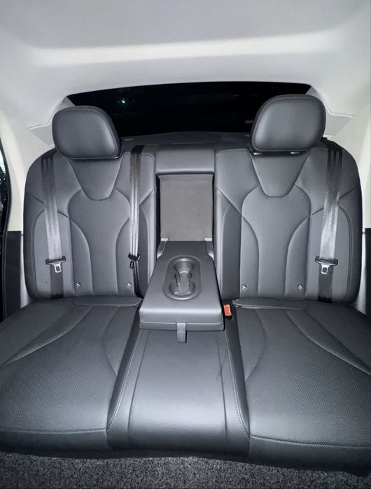 Сухой аренда hongqi eqm5 suxoy kunlik oylik ijara honji