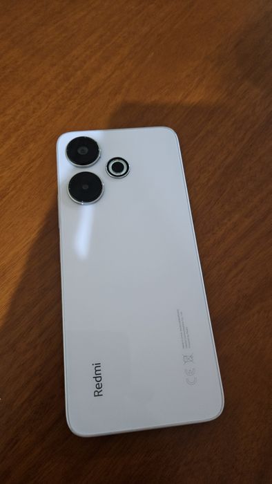 Продам телефон Xiaomi Redmi 13