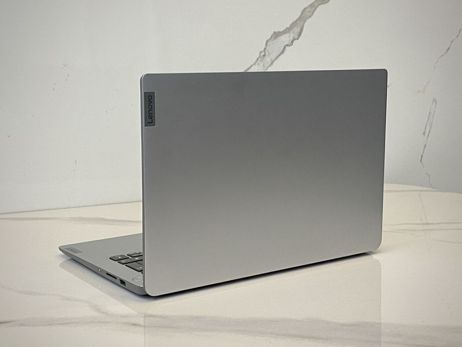 Ноутбук Lenovo сатылады!