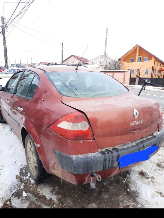 Vând sau dezmembrez Renault Megane 2004
