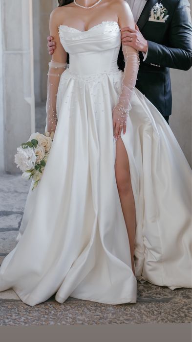 Vând rochie de mireasă