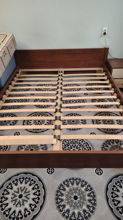 Продам кровать двуспальную