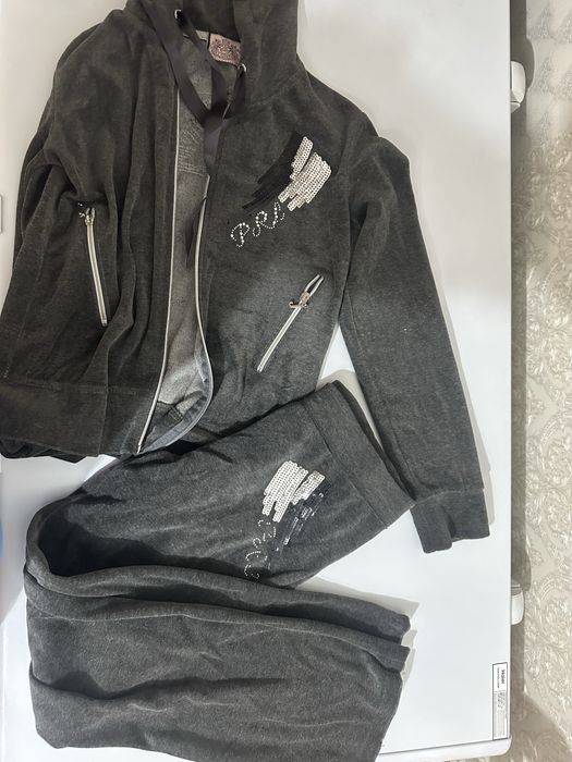 Спортивный костюм