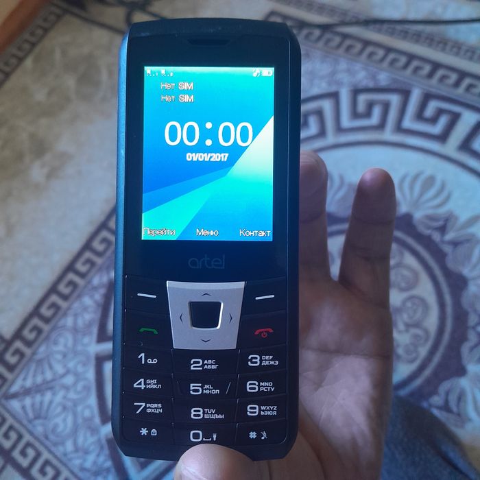 Knopichniy telefonlar Sotiladi optim,Кнопичный телефонлар сотилади