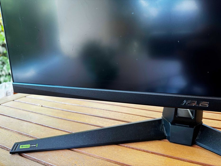 Monitor ASUS TUF Gaming QHD 27 inch 180Hz in garantie