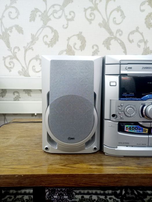 Muzikalniy sentr LG