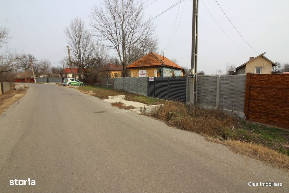 Teren Balteni la drum asfaltat !!