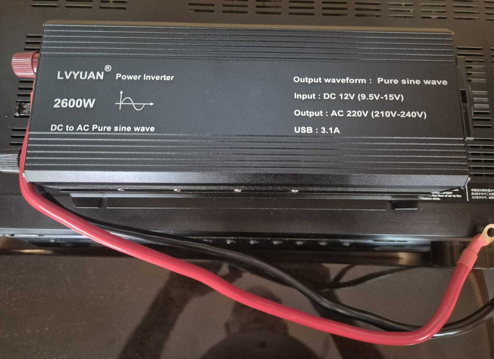 Inverter 12V LA 220 V 2600W Nou nout