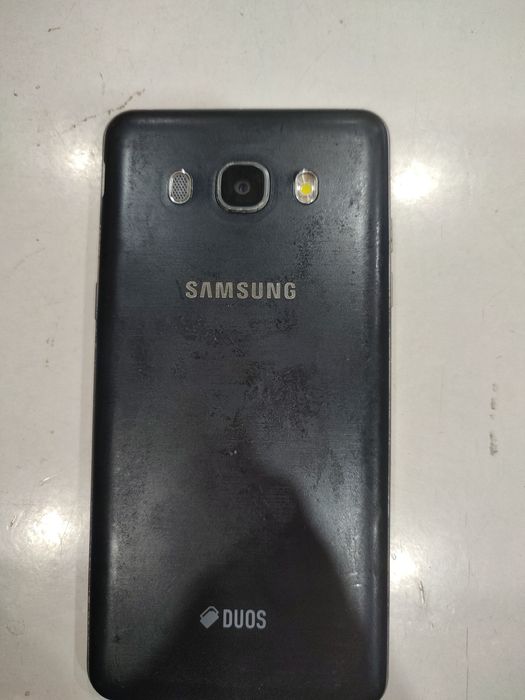 Samsung J5 в идеальном состоянии