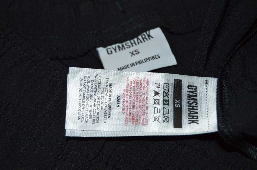 Pantaloni Sport Gymshark Training Joggers – Mărimea XS, Stare Excelentă