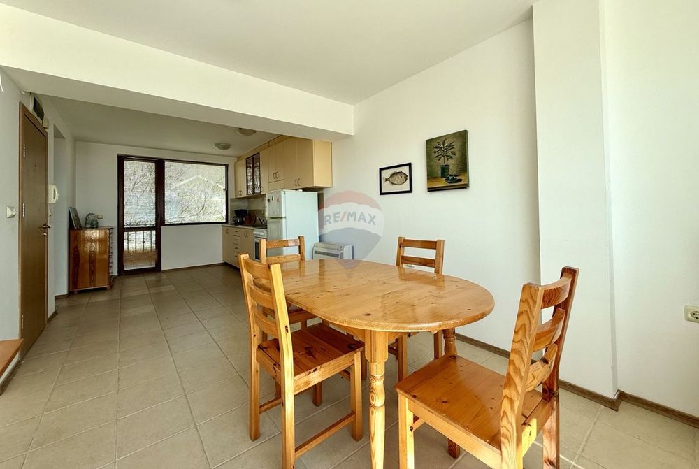 Продава се Тристаен апартамент в Балчик - 127 кв.м за 562 €/кв.м - Снимка #7