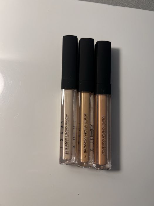 Corectoare Nars.