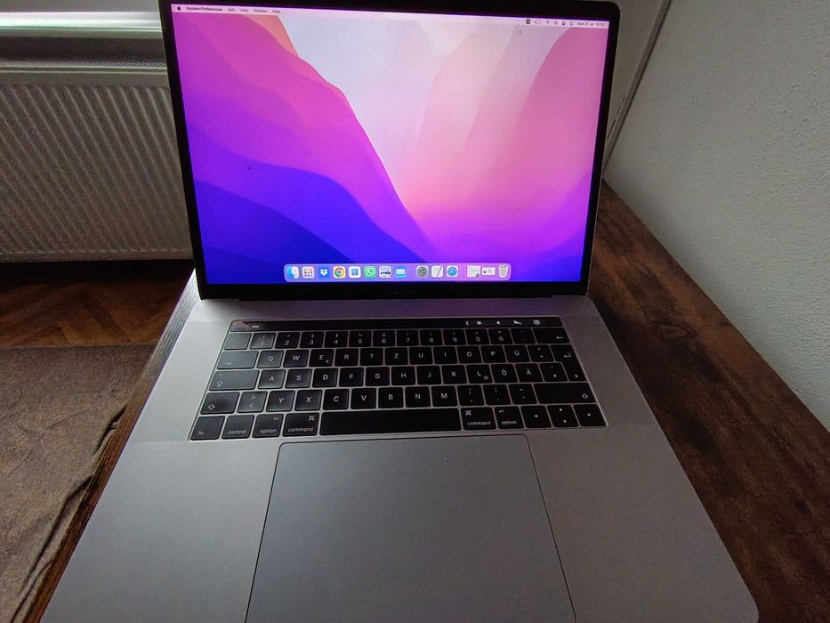 Laptop MacBook Pro (15-inch,2016)