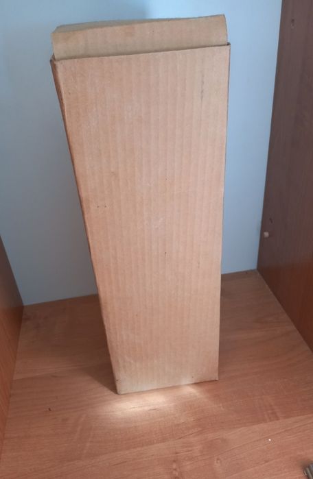 Продам новые колбы для термоса 2 литра.