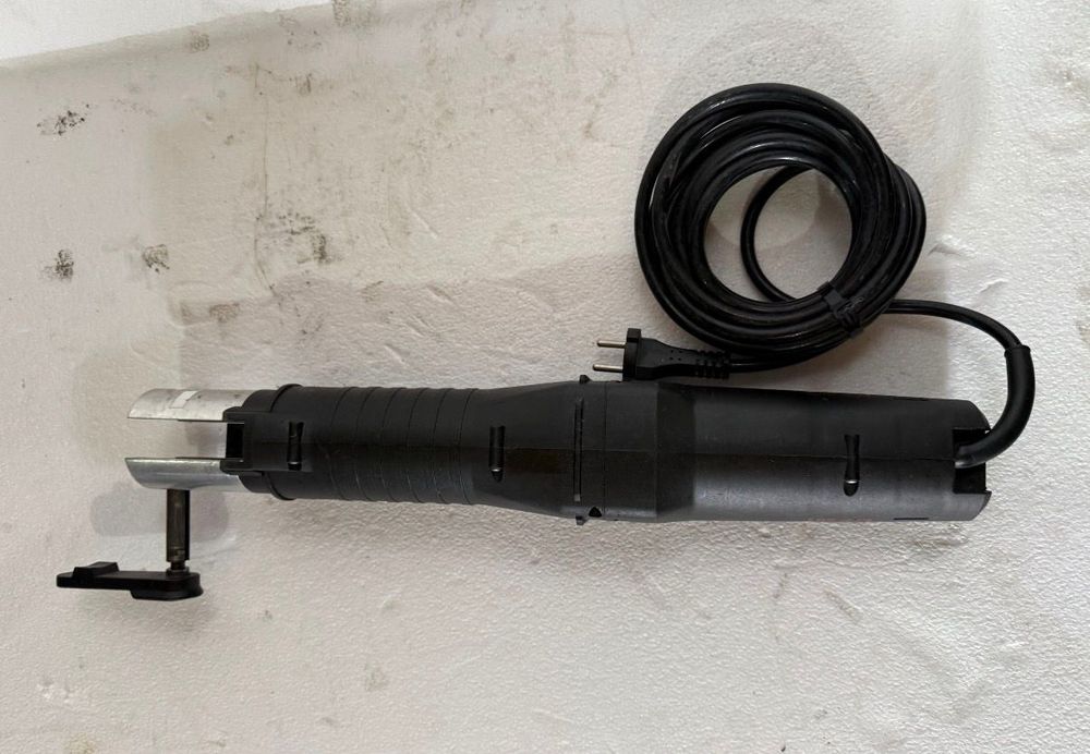 Presa de sertizat NovoPress EFP 201