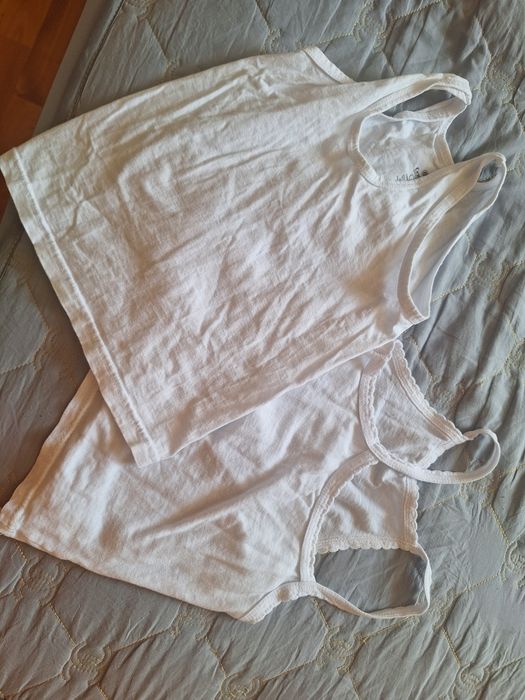 Срочно продам блузки для девочек.