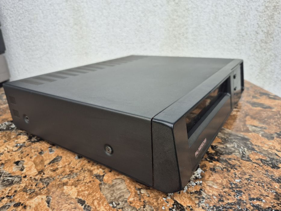 Vand video casette pleyer marca Gold Star Art B model VCP-R1010