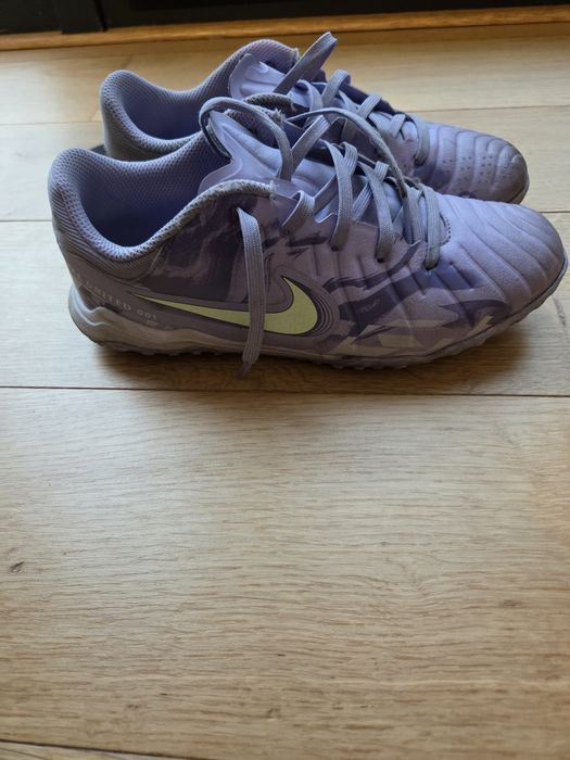 Ghete fotbal sintetic Nike Tiempo Academy marime 35