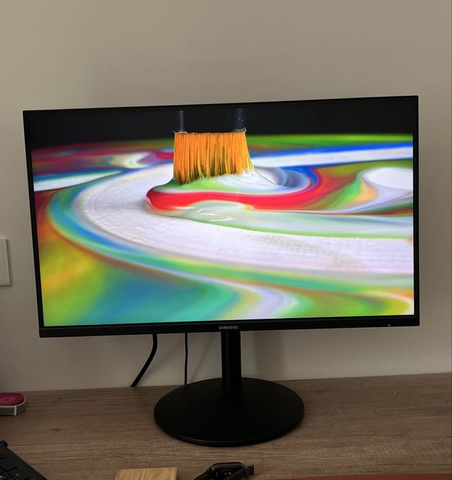 Монитор Samsung 27" 2к