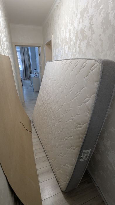 Матрас бескаркасный 160×200