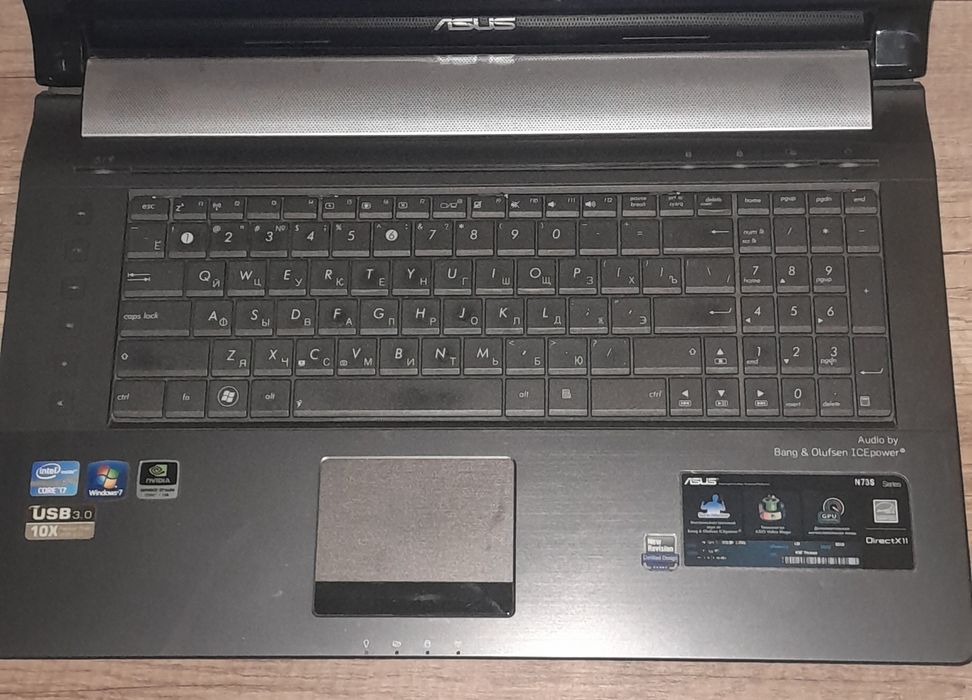 Ноутбук Asus в отличном состоянии