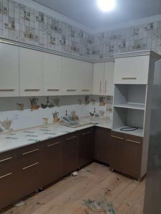 Oshxona  mebellari. April , Laminat