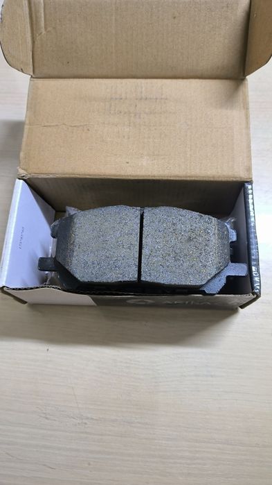 Продаются передние тормозные колодки