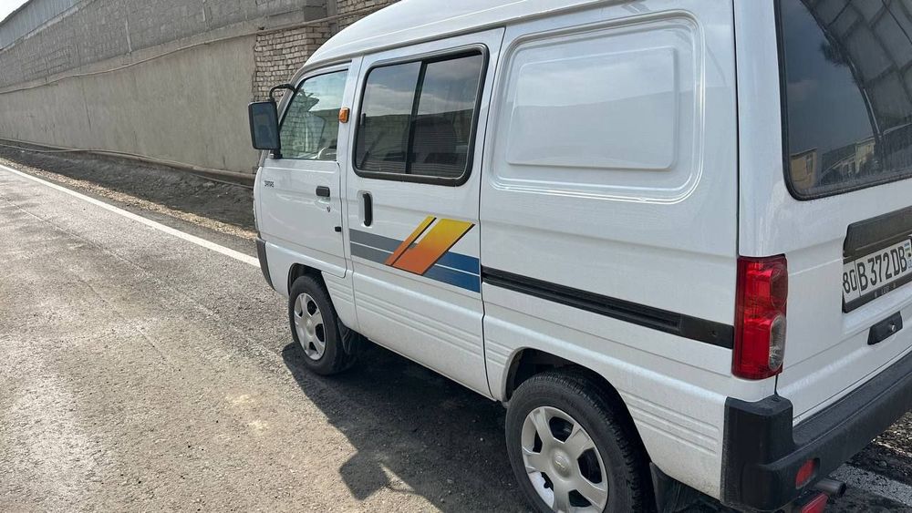 Дамас сотилади.т