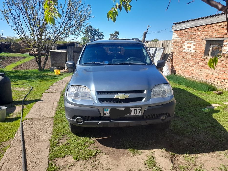 Продам  шевроле ниву.