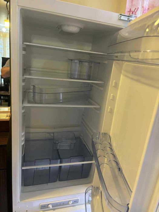 Хладилник за вграждане