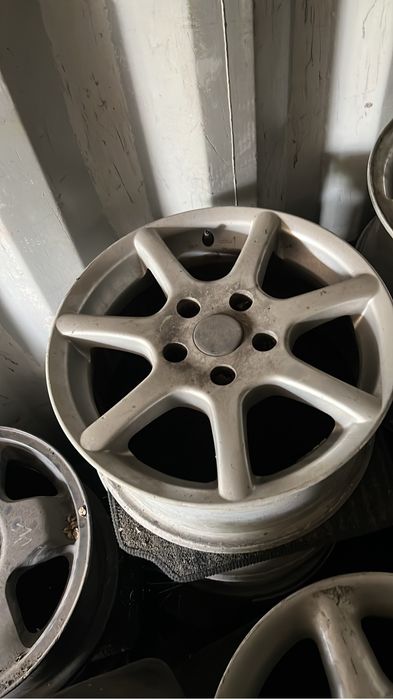 Продам диски на ауди