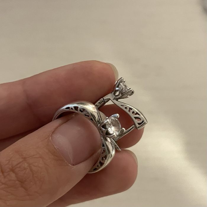 продам комплект из серебра 925 пробы