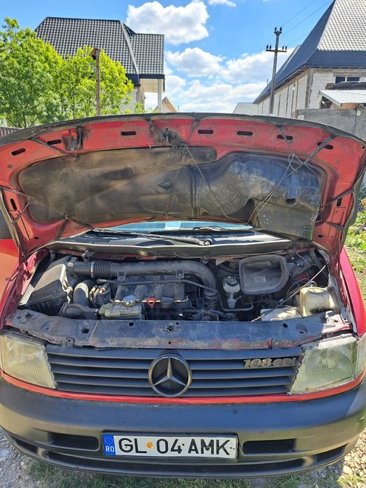 Vând Mercedes Vito anul 2001