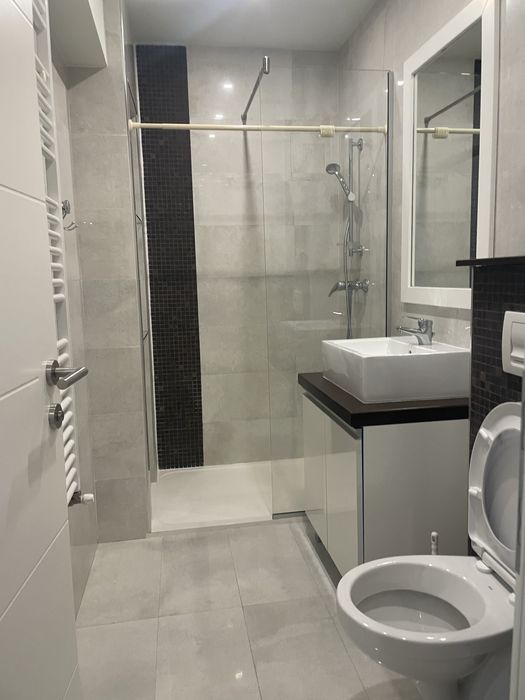 Inchiriez garsoniera