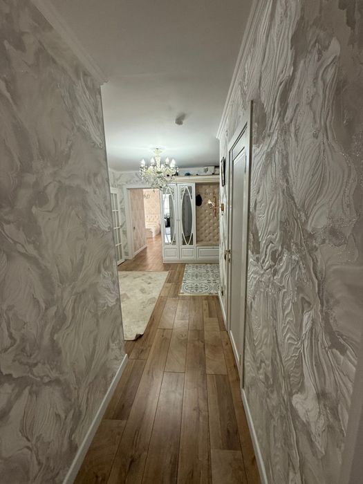 Продам 3 комнатную квартиру