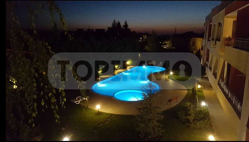 Продава се Тристаен апартамент в Варна, Галата - 88 кв.м за 1875 €/кв.м - Снимка #8